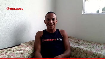 Preview 2 of Gemxxxvideos - V&iacute_deo Solo J&uacute_lio Alves | Novinho gozou gostoso