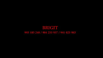 Preview 2 of Chubby Pissing Brunette - Hola soy BRIGIT 982626118