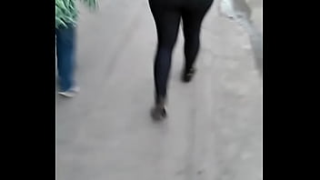 Preview 1 of Hq Porn Fick Mama - culito en la calle