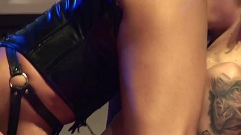 Preview 3 of Porno Puffy - lesbian fisting on show stage