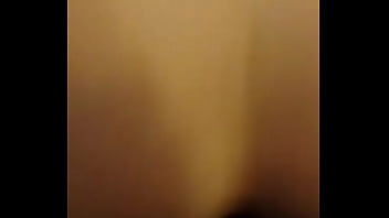 Preview 2 of Mum Daughter Cum - pirocada no cuzinho da minha gostosa viciada em anal