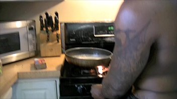 Preview 1 of Chinelebis - DontComeBack.PlatinumPicturesInc.Com