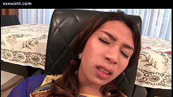 Preview 1 of Hndi Bahbi Devar - she29103