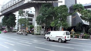 Preview 1 of Indain Mummy Ko Jabran Choda - Hot ass fuck in the hotel