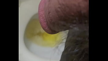 Preview 4 of My Real Sister Pussy - OSOFROZE teen stud pees in toilet