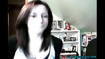 Preview 1 of Kapal Xxx Lediss - Sexy amateur milf strips and dances on webcam