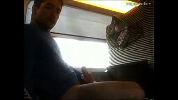 Preview 4 of R M G - no trem