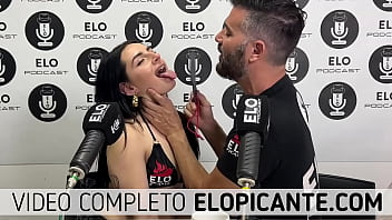 Preview 4 of Babel Porna - ELO PODCAST LE PEGA CON LA PALETA A ALMENDRA