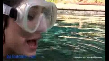 Preview 3 of Milf With Smal Boy - Underwater sex