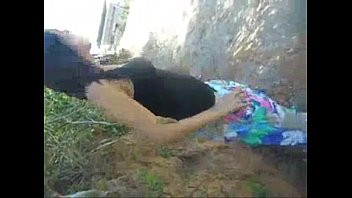 Preview 2 of Sleeping Girl Fuck Boys - morena mostrando a buceta na rua