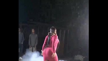 Preview 2 of Wwwtch - instavine big booty _)