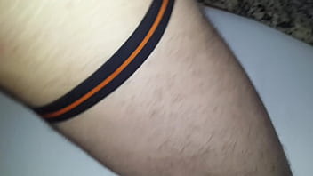 Preview 4 of Indian Doctors Masturbation - Dando de jockstrap laranja no pelo para o Rodrigo e rebolando gostoso 20140926 201702