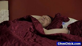 Preview 1 of 3gp Xxxbf Downlaod - Cfnm chicks jerk off fool