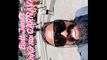 Preview 1 of Porn Yzx - CARNAVAL NO RIO DE JANEIRO ATOR PORNO DE ROLE TR&Aacute_S UMA GOSTOSA PARA CASA EM COPACABANA COME SEU CUZINHO NA PELE AINDA SOBRA LEITE NA CARA DO C&Acirc_MERA MAN.
