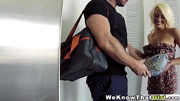 Preview 4 of Allina James - Perfect body teen fuck Kali Kavalli 1