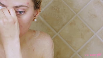 Preview 3 of Goth Red Head Bj Goth - Gorgeous Blonde took a shower