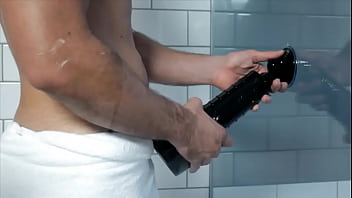 Preview 2 of Puta Folla - Flashjack&#039_s shower mount advertising