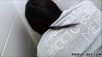 Preview 4 of Chicas De Lawton - Real amateur brunette Czech girl Kristyna pounded for money