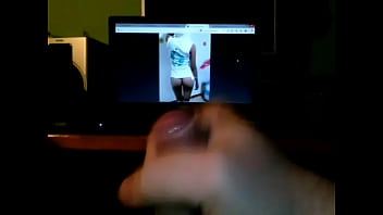 Preview 3 of Bauty Fulxxx - Mi amigo Alejandro masturb&aacute_ndose en mi foto _)