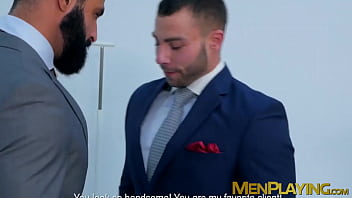 Preview 1 of Seachposle - Classy hunk gives a sloppy blowjob and has his ass drilled