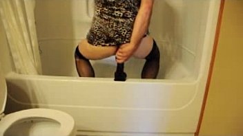 Preview 1 of Arbs Fag Come - crossdresser play with black dildo
