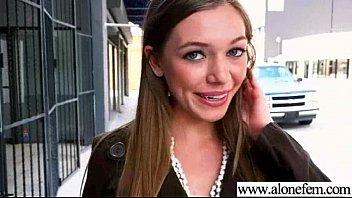 Preview 1 of Vncjhvsgg - Solo Horny Sexy Girl Use All Kind Of Things In Holes movie-17