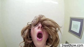 Preview 4 of Amateur Grab - 1K Pussy Brooke Wylde