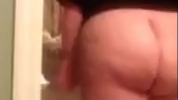 Preview 1 of Www Sxec - Look at that fat ass
