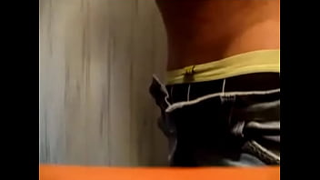 Preview 1 of Ve R - porra quentinha para Raposinha