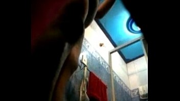 Preview 4 of Bokop Bule Xxhtml - my step mom in the shower 2