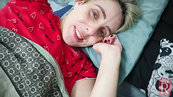 Preview 2 of Xxx Videoxxx In The - POV - MEU MARIDO LEVOU UM AMIGOU PARA ME COMER NO PELO! - POV - MY HUSBAND TOOK A FRIEND TO FUCK ME IN THE HAIR!