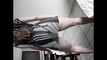 Preview 1 of Cheen Ke Porn - minha tia dan&ccedil_ando gostosa pra mim