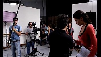Preview 1 of Indiana Xx Xx On Hindi Language - SOFIA-APARICIO-JOANA-METRASS-SARA-CARINHAS-E-CEC&Iacute_LIA-HENRIQUES-EM-TOPLESS-NO-FILME-E-O-TEMPO-