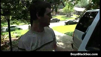 Preview 3 of Elle Se Fait Peloter - Black gay boys fuck white young dudes hardcore 05