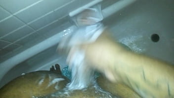 Preview 1 of Autdvubfa - shower time