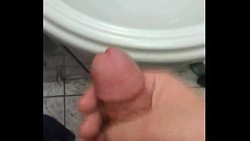 Preview 1 of Russian Slender Anna - Tocando uma punheta pra LoD
