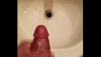 Preview 3 of Nicole Berger Nude Sex Lost Door - 20141006 174850