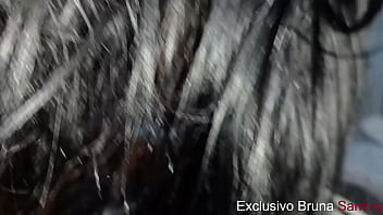 Preview 3 of Debbi Vogal - Essa vagabunda batendo uma punheta pro neg&atilde_o na minha frente e depois chupa o pau dele