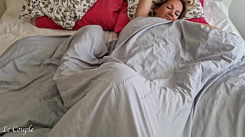Preview 1 of Sex Viedo I - Friend visiting his friend&#039_s wife after he has left from home and making a POV video
