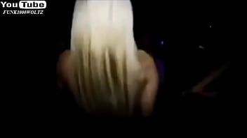 Preview 1 of Www Xxx K Aj L - Eu e as amigas no baile funk