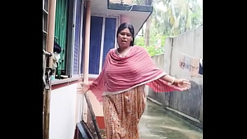 Preview 2 of Angelina Brad Sex - indian milf bathing