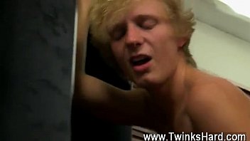 Preview 1 of Real Homemade Exgf Sex Tape - Gay jocks Even straight muscle folks like Brock Landon can&#039_t turn