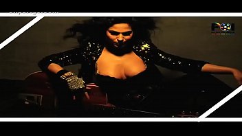 Preview 1 of Very Faster Pussy Fuck - Veena Malik ps-CA