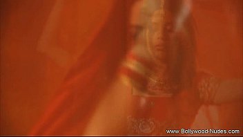 Preview 1 of Aus A4 - Bollywood Girlfriend Is Amazing