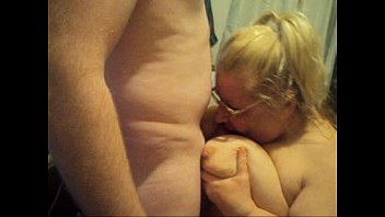 Preview 1 of Hd Moms Beautiful - pics vids 138 044.AVI