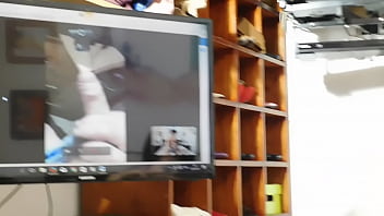 Preview 3 of Teen Sex Amellyjoy - Enfermera captada MEANDO camara en hospital ba&ntilde_o publico