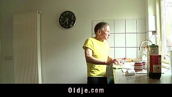 Preview 1 of Now Xxx Voido - Spoiled young babe fucks the old kitchen aid