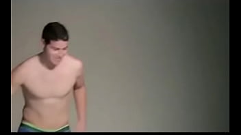 Preview 2 of Devoter Junge - James Rodriguez 1