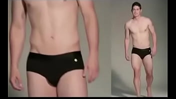 Preview 4 of Devoter Junge - James Rodriguez 1