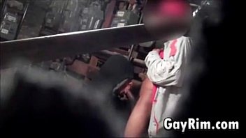 Preview 1 of Znutwerdg - Broke Guy Giving A Blowjob